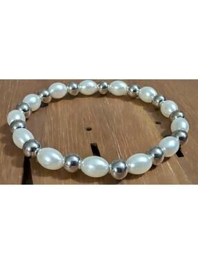 New Oval Faux Pearl Beaded Stretch Bracelet White Round SilverTone Beads Wedding